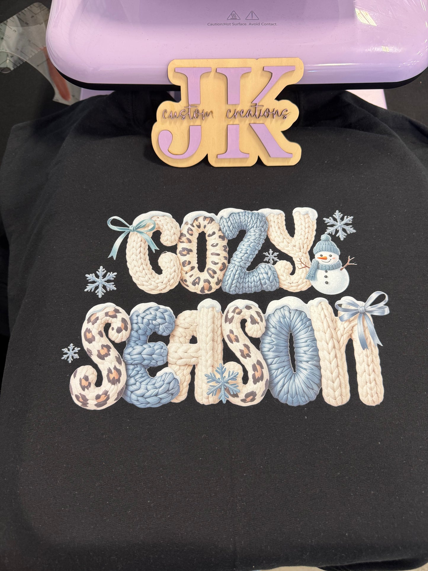 Yarn Cozy Season